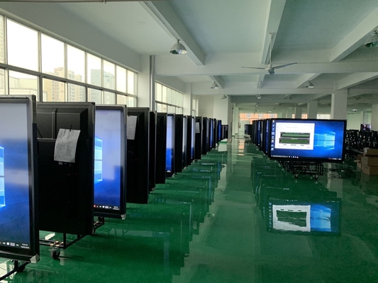 Revolutionieren Sie Ihre Präsentationen mit A73*2 A53*2 CPU LCD Smart Board und 500cd/m2 Helligkeit