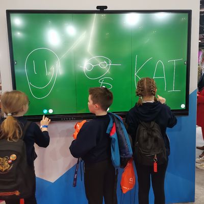 65 Zoll iBoard Interaktives Whiteboard Interaktives Touchscreen für Unterrichtsklassenzimmer