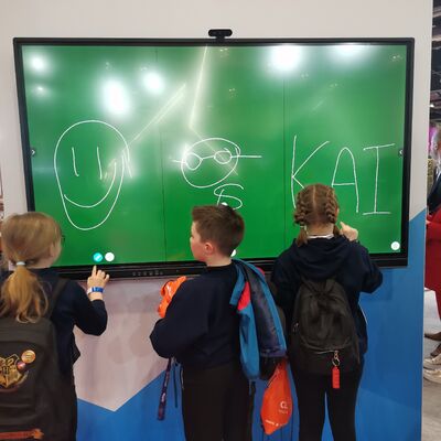 98 Zoll iBoard Interaktives Whiteboard Flat Panel Touch Screen Fernseher für Schule Unternehmen