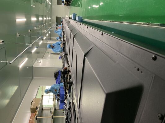 Interaktives Flachbildschirm-Smart-Whiteboard mit 16,7 Mio. Farben, drahtloser Freigabe und 50.000 Stunden Panel-Lebensdauer