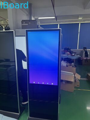 Digitale Werbeanzeige hilft dem Monitor zu analysieren Digitale Werbung Werbeanzeige